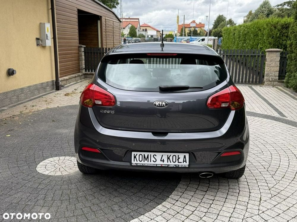 Kia Ceed - 5