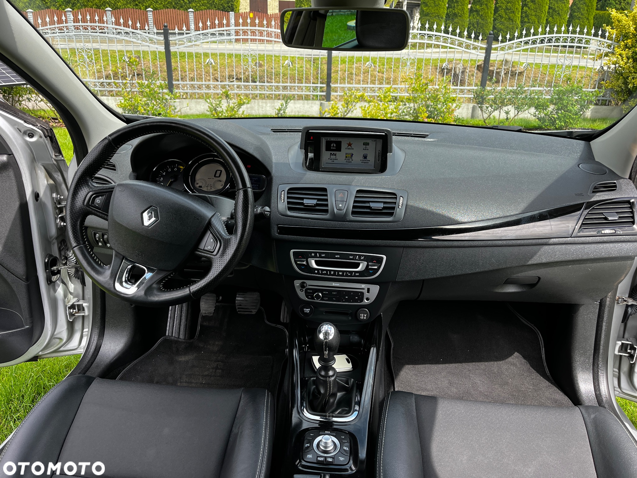 Renault Megane Grandtour ENERGY TCe 115 Start & Stop Bose Edition - 10