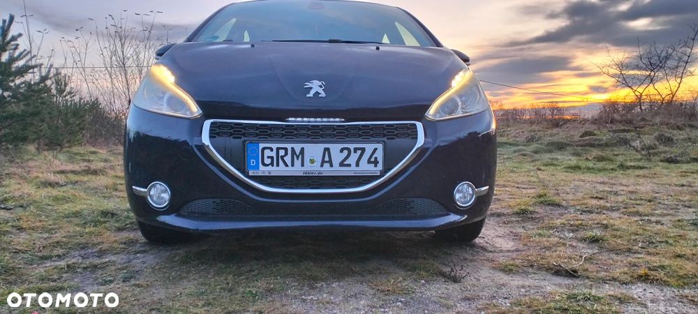 Peugeot 208 PureTech 82 Start & Stop Allure - 11