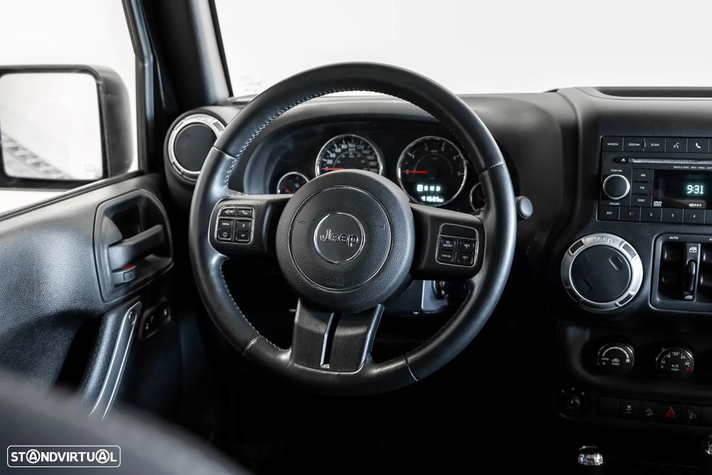 Jeep Wrangler Unlimited 2.8 CRD ATX Sahara Adventure Edition - 8