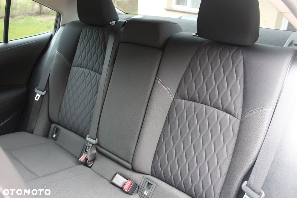 Toyota Corolla 1.6 Comfort - 19