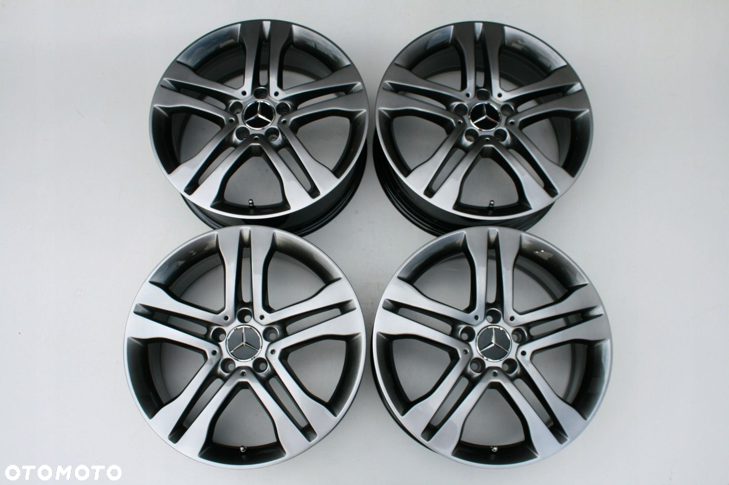 18 ORYGINALNE MERCEDES GLA X156 KOLOR CIEMNY CHROM - 7