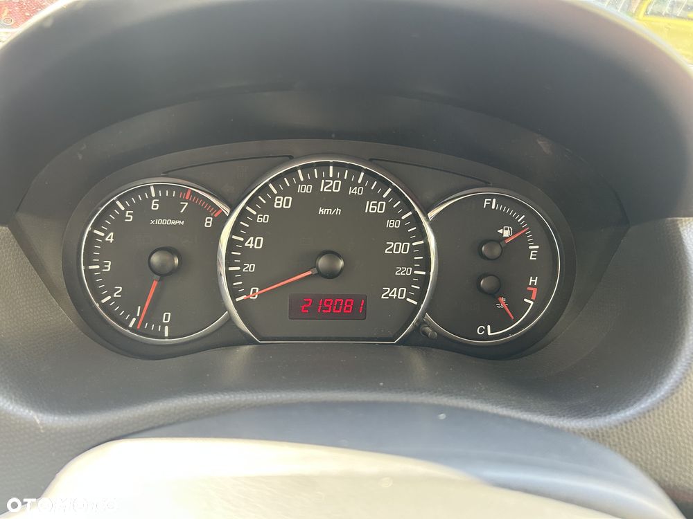 Suzuki Swift 1.6 Sport - 11