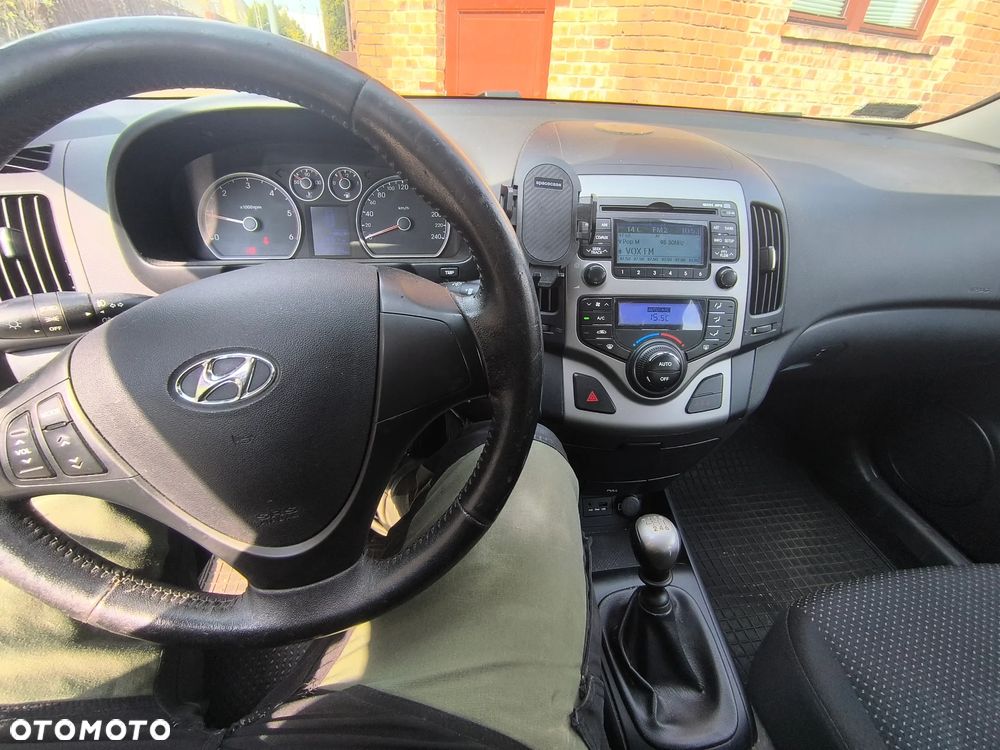 Hyundai i30 1.6 CRDi Base - 10