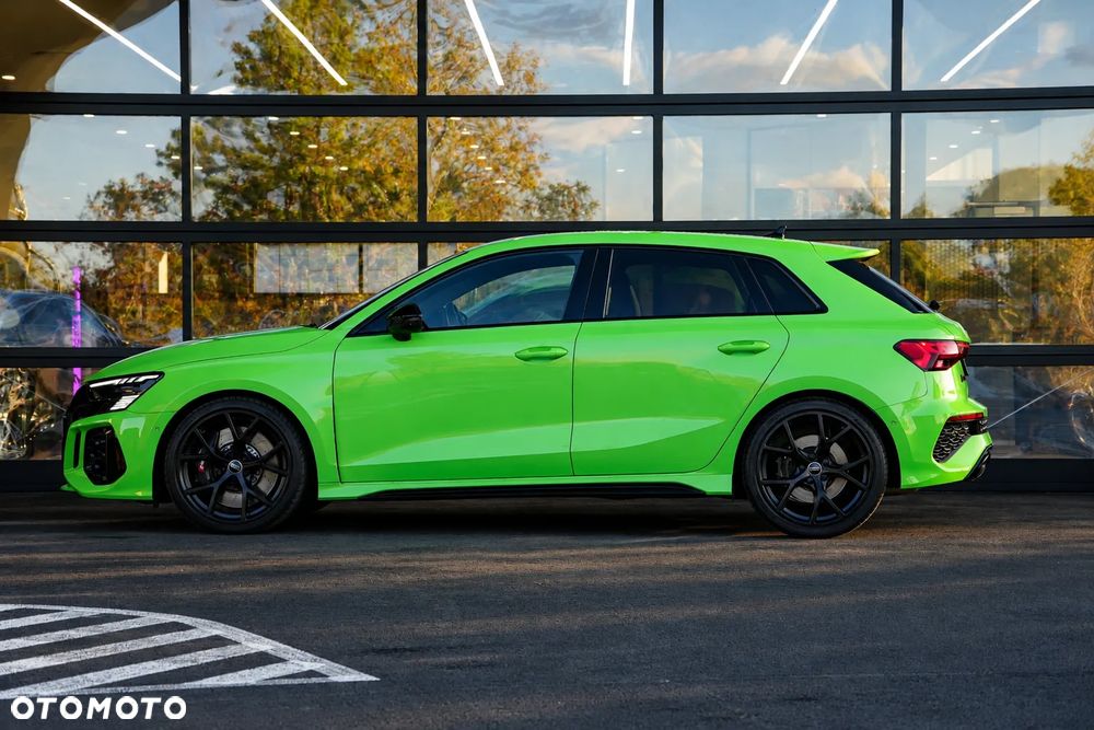 Audi RS3 Sportback TFSI Quattro S tronic - 4
