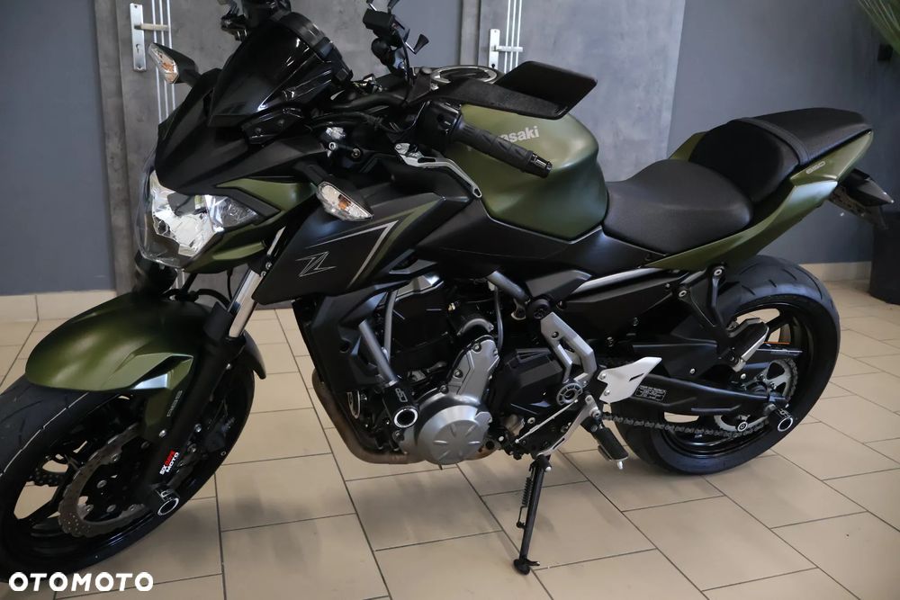 Kawasaki Z 650 - 27