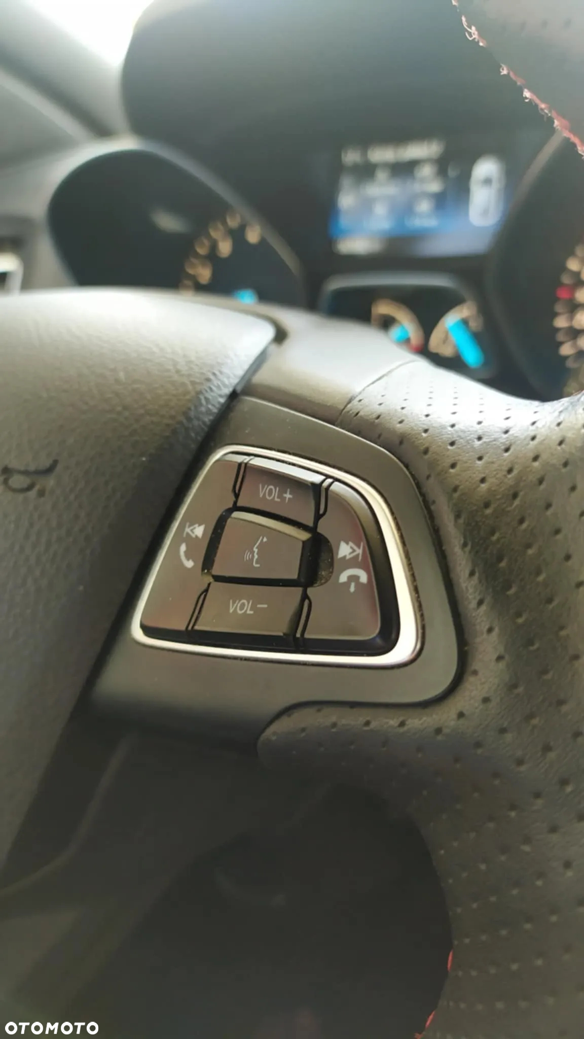 Ford Kuga 1.5 EcoBoost 2x4 ST-Line - 20
