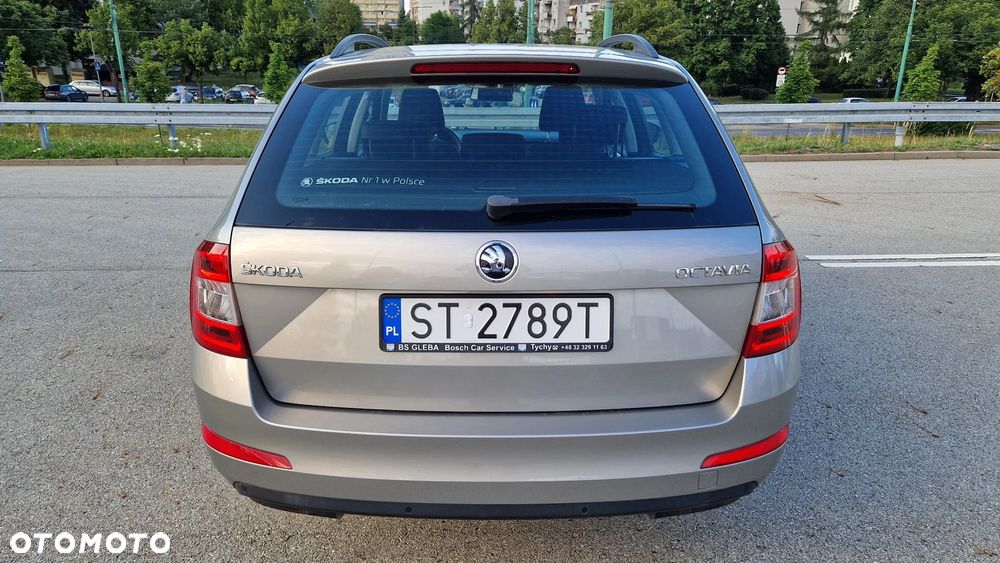 Skoda Octavia 1.6 TDI Ambition - 6