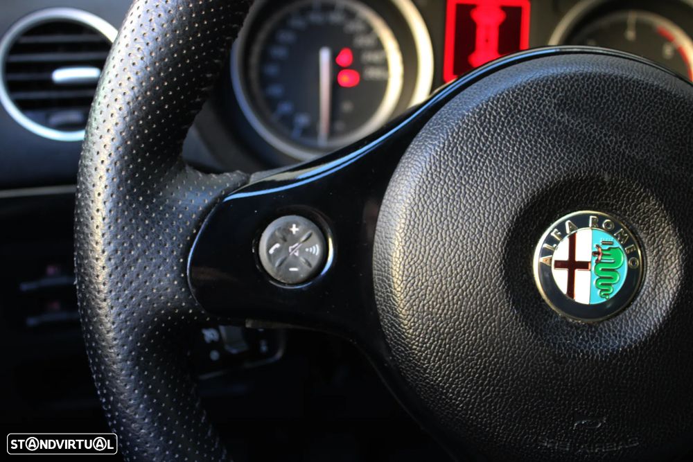 Alfa Romeo 159 Sportwagon 1.9 JTDM 8V DPF Progression - 36