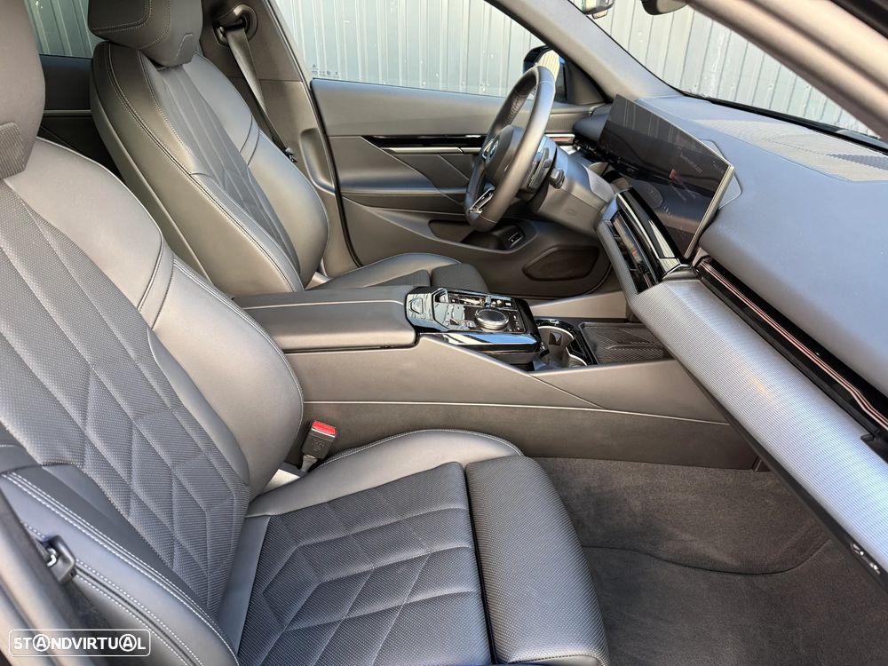 BMW 530 - 12