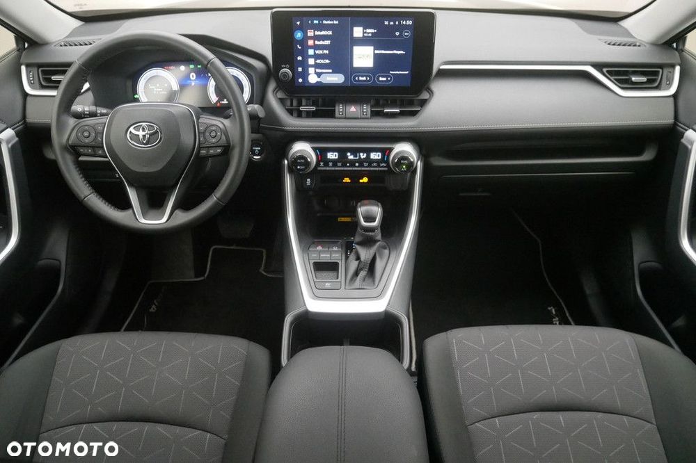 Toyota RAV4 - 8