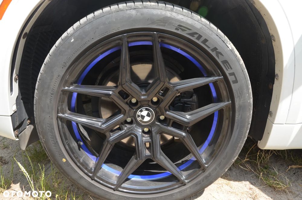 BMW X5 xDrive35i - 34