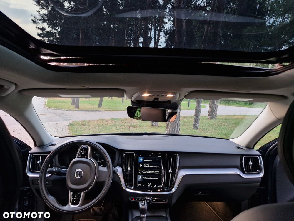 Volvo S60 T6 AWD Momentum Pro - 27