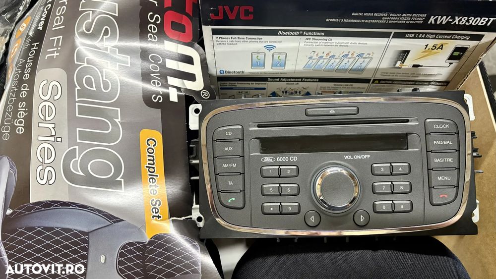 Ford Focus 1.6i Trend - 32