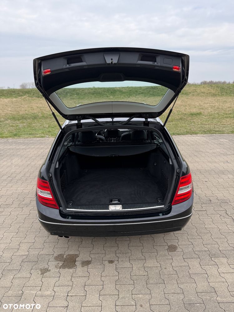 Mercedes-Benz Klasa C 180 (BlueEFFICIENCY) 7G-TRONIC Avantgarde - 13