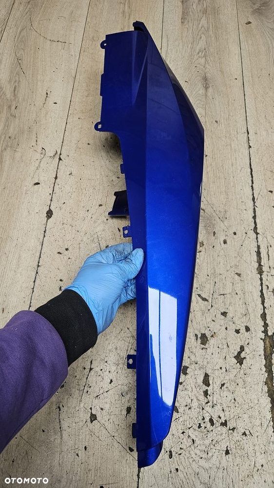 Prawa owiewka tył zadupek Yamaha YZF-R125 / MT-125   5D7-F1741 - 3