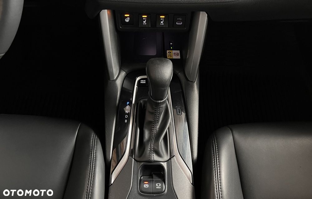 Toyota Corolla Cross 2.0 Hybrid Executive - 18