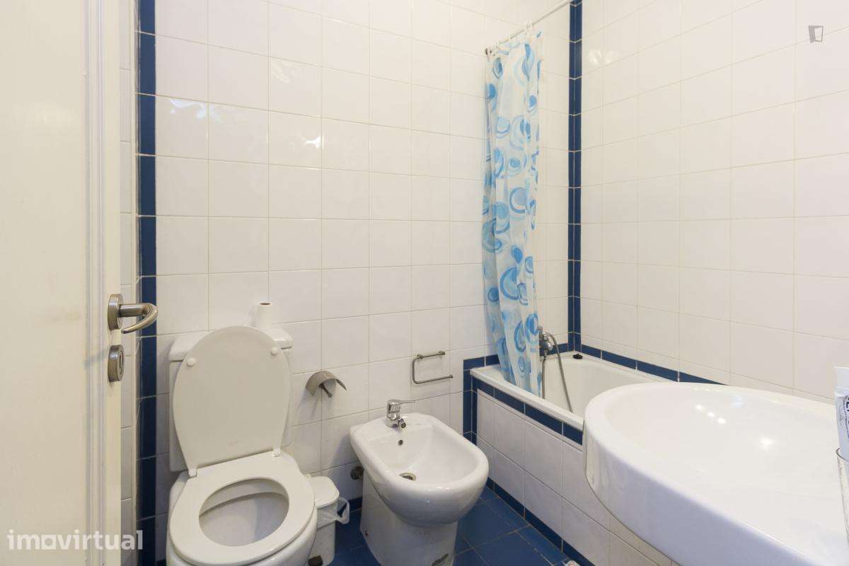 Quarto - localizado em Montes Claros Coimbra - Grande imagem: 2/23
