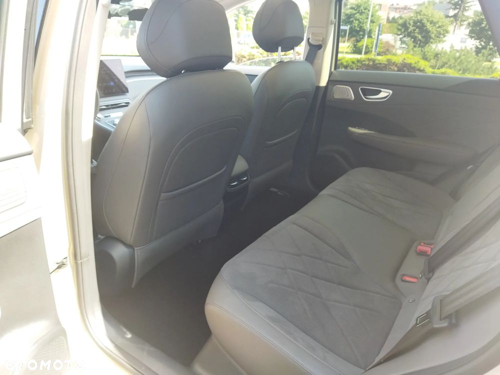 MG S6 - 9