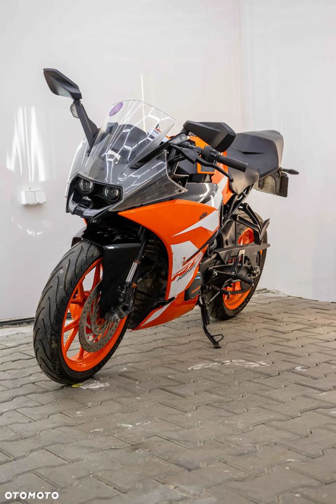 KTM RC 125 - 4