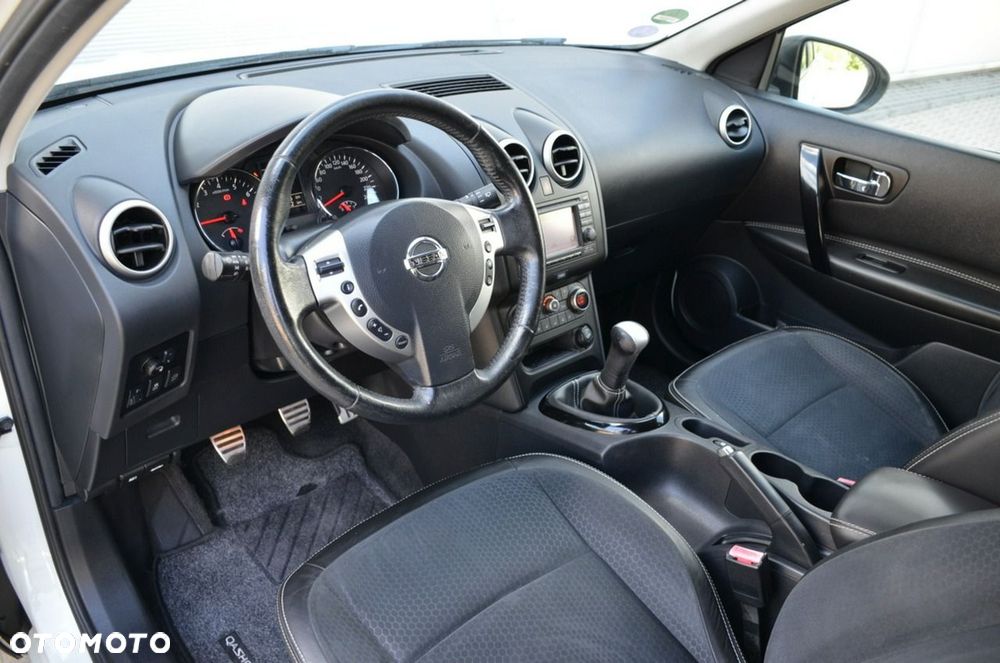 Nissan Qashqai - 22