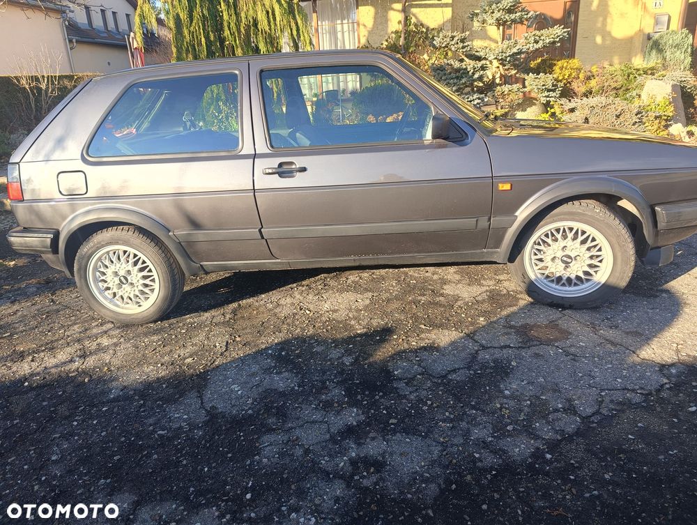 Volkswagen Golf - 15