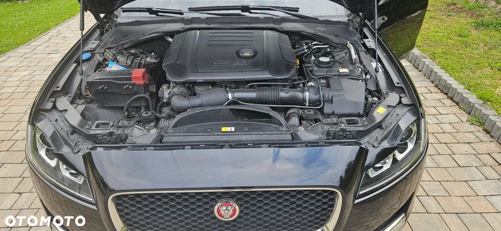 Jaguar XF 2.0 i4D Prestige - 13