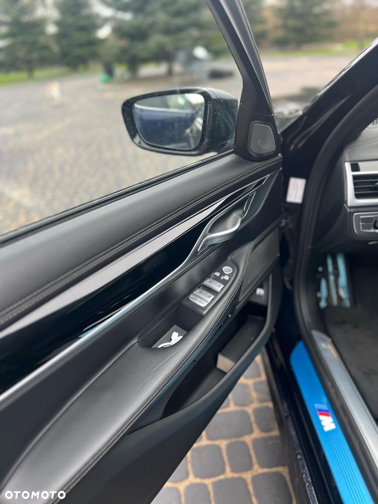 BMW Seria 7 740Ld xDrive mHEV sport - 14