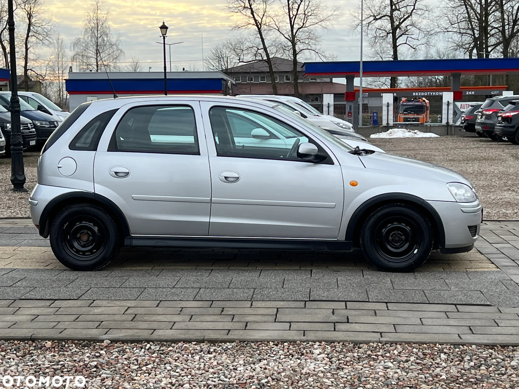 Opel Corsa 1.0 12V Enjoy - 12