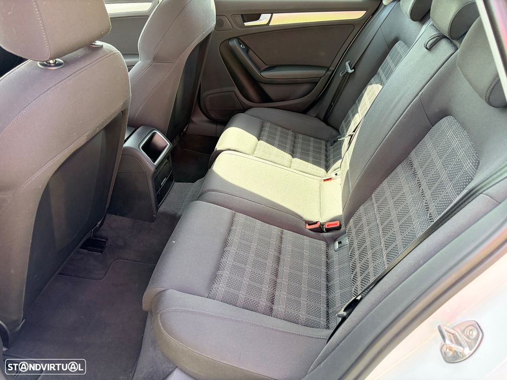 Audi A4 2.0 TDI Sport - 11