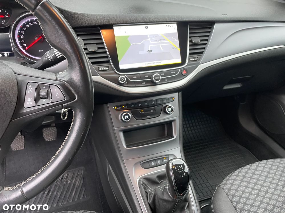 Opel Astra 1.6 CDTI Elite - 11