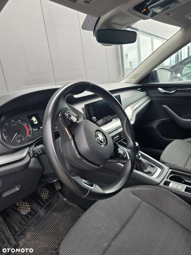 Skoda Octavia - 7