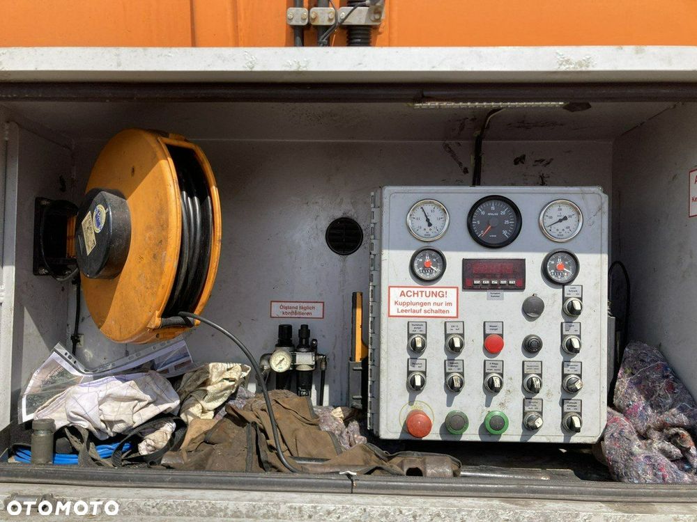 Mercedes-Benz AXOR 2543 Asenizacyjny kanalizacja szambiarka Wuko Beczka 2010 - 4