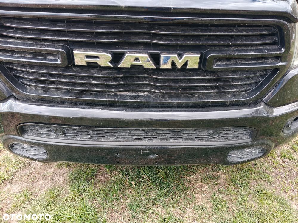 RAM 1500 5.7 Crew Cab Bighorn - 10