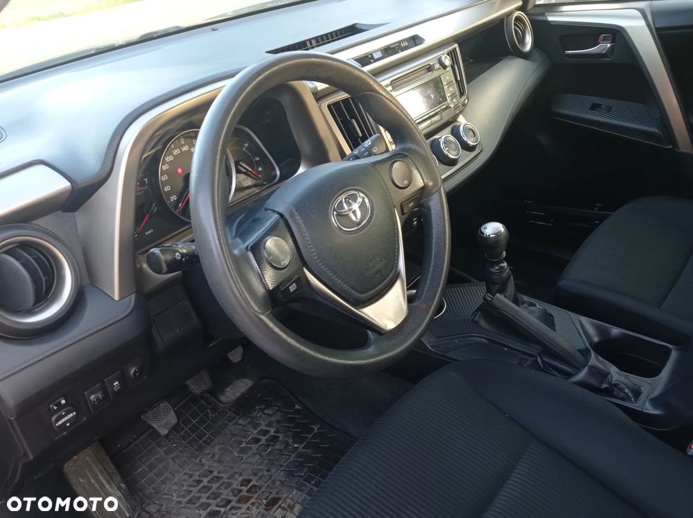 Toyota RAV4 2.0 D-4D Active 4x2 - 20