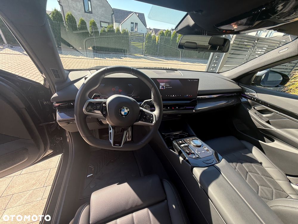 BMW Seria 5 - 35