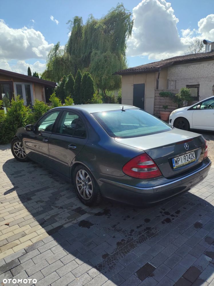 Mercedes-Benz Klasa E - 9