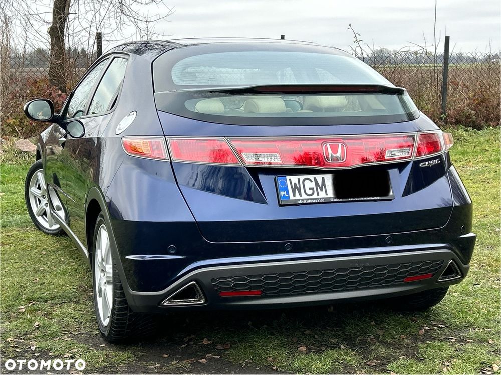 Honda Civic 1.8i-VTEC Executive - 4