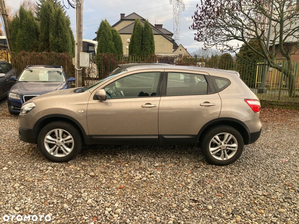 Nissan Qashqai 1.6 Visia - 4