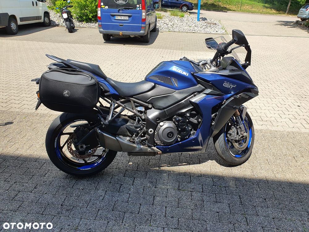 Suzuki GSX - 1