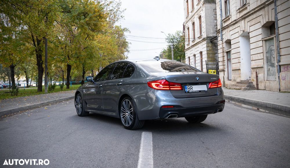 BMW Seria 5 530d xDrive AT - 2