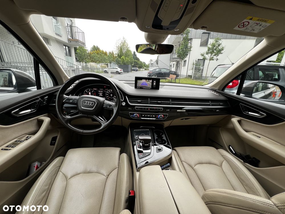 Audi Q7 - 24