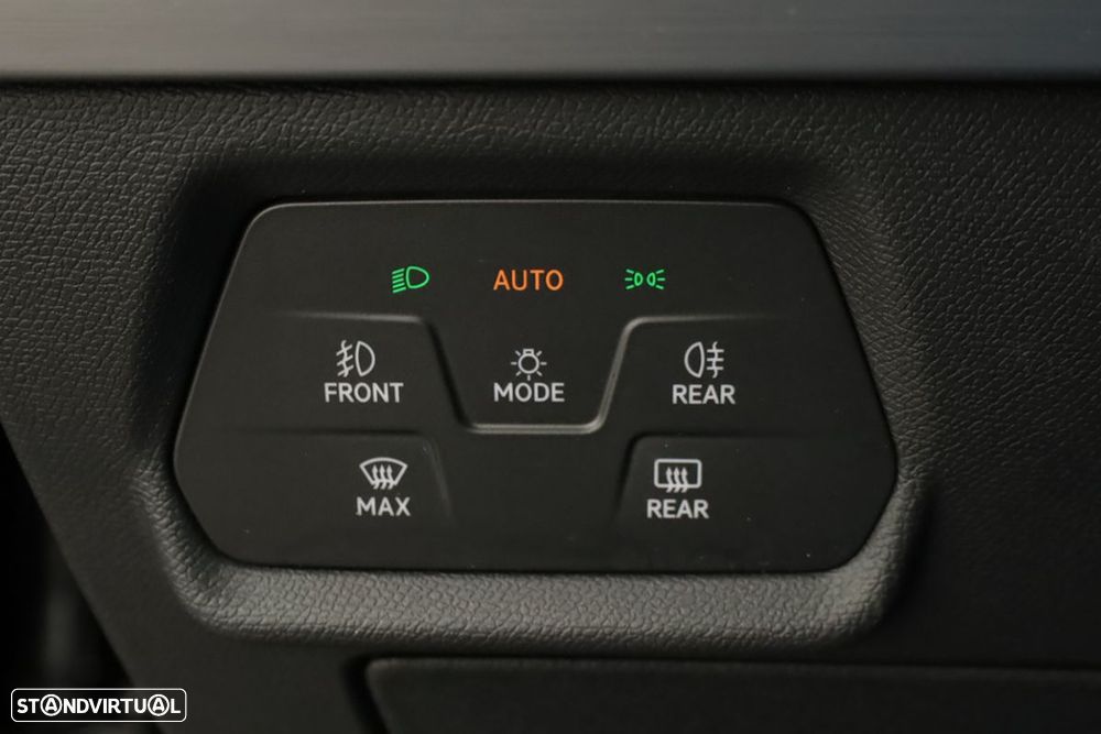SEAT Leon ST 1.5 TSI e-Hybrid FR DSG - 19