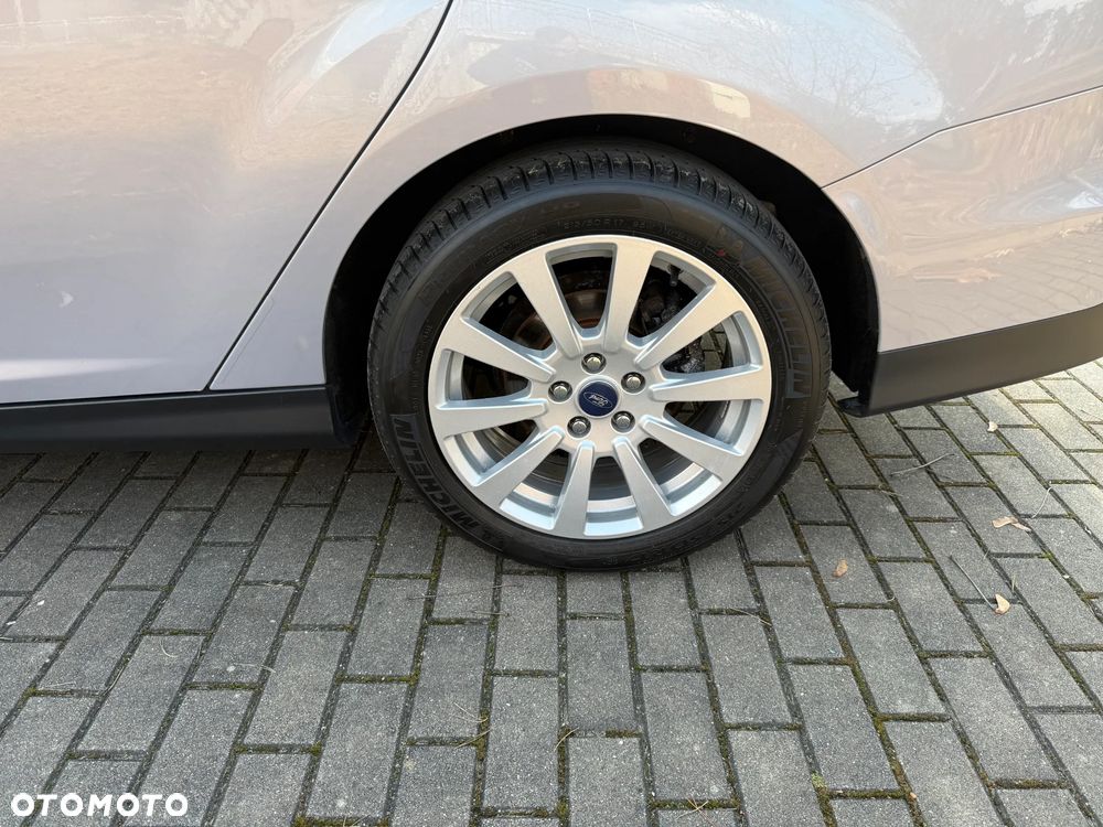 Ford Focus - 11