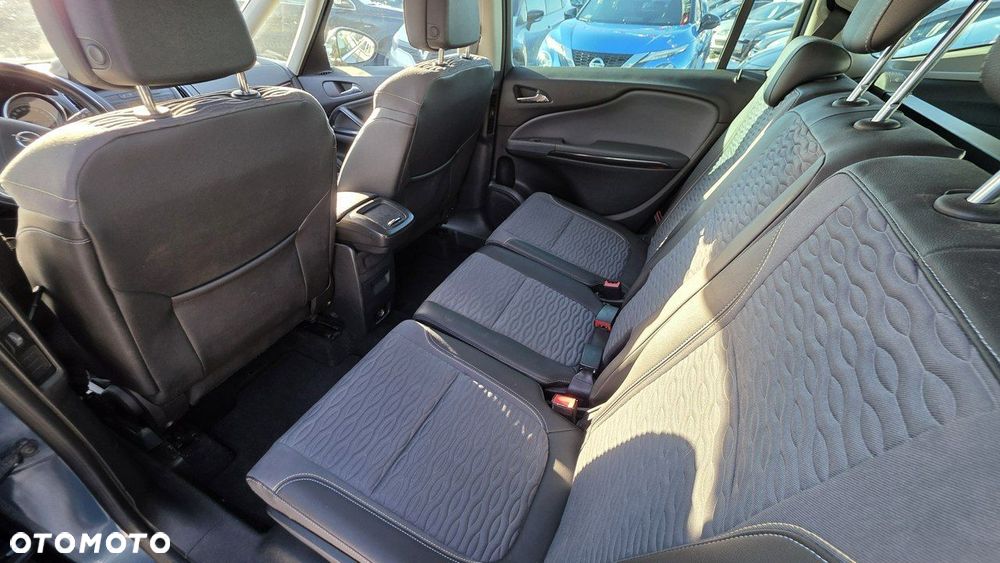 Opel Zafira - 21