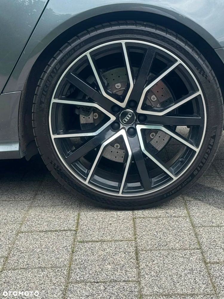 Audi RS6 - 8