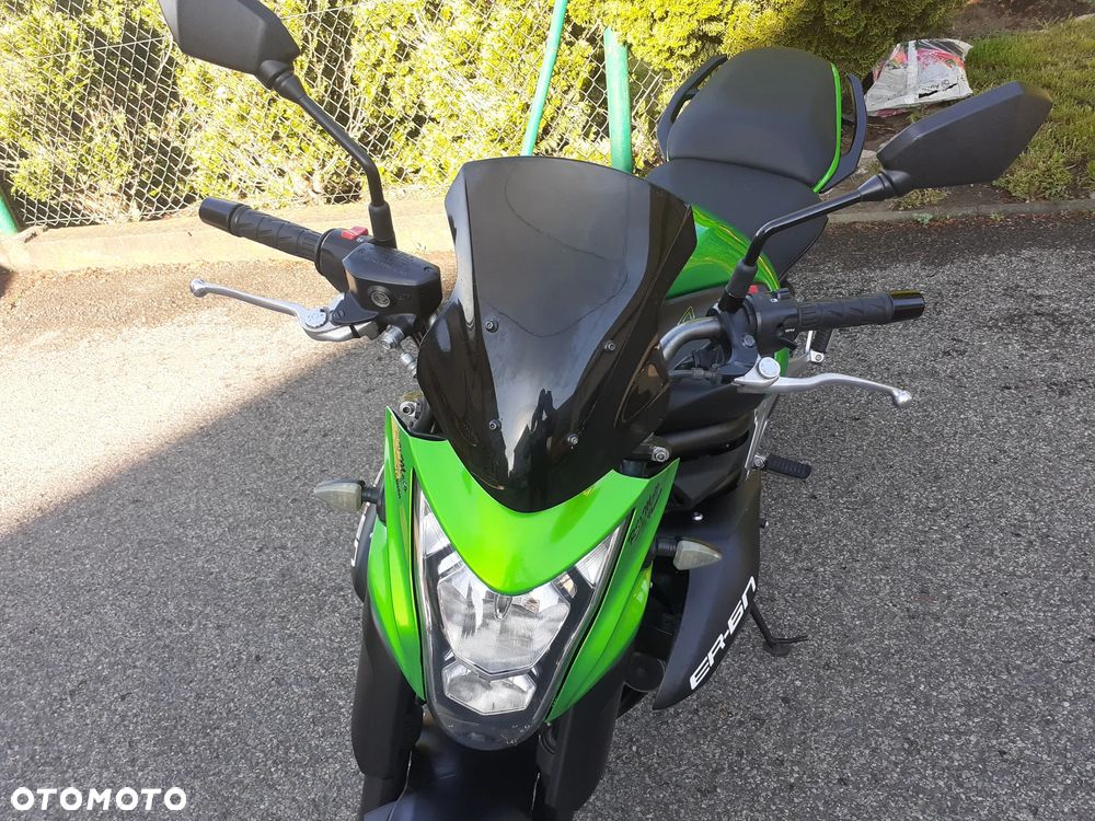 Kawasaki ER - 10