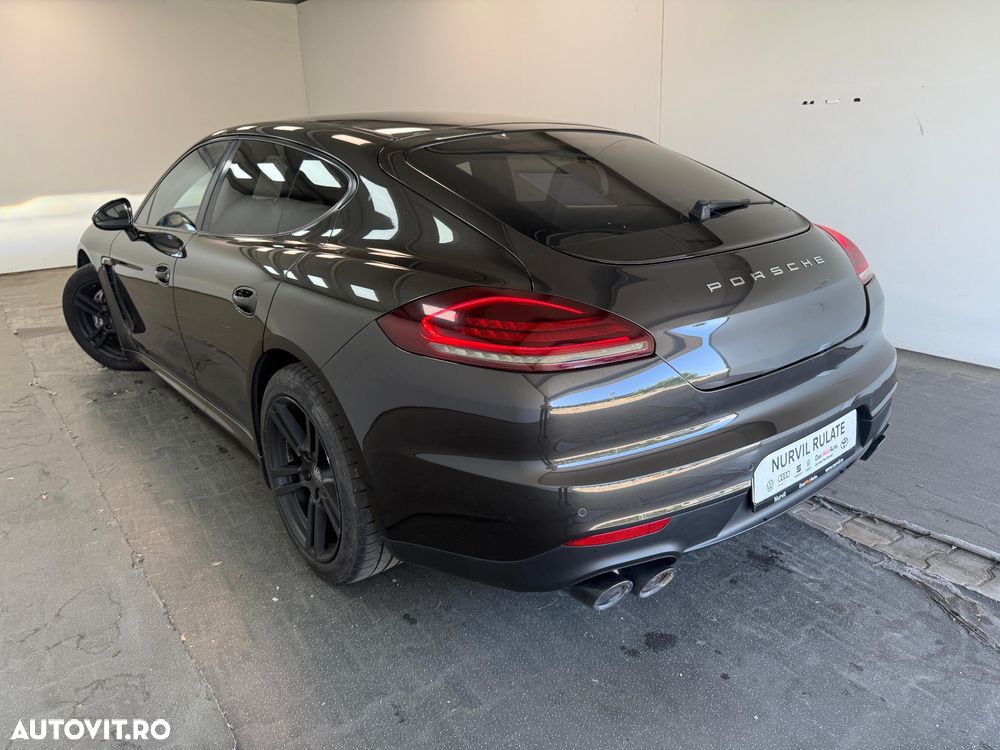 Porsche Panamera 3.0 Tiptronic S - 8