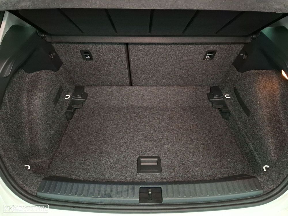 SEAT Arona 1.0 TSI Style DSG - 23