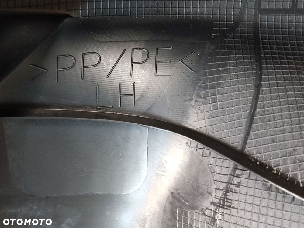 LEXUS ES od 2018r Fotele Kanapy Boczki Skórzane - 31